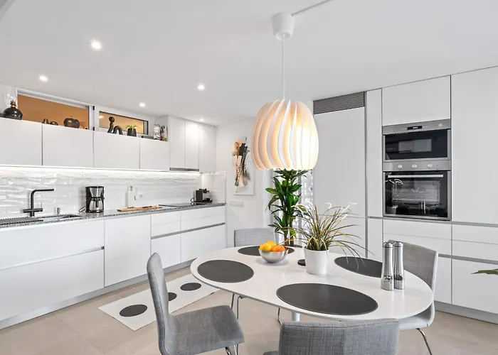 Sea View And Luxury On The Apartament